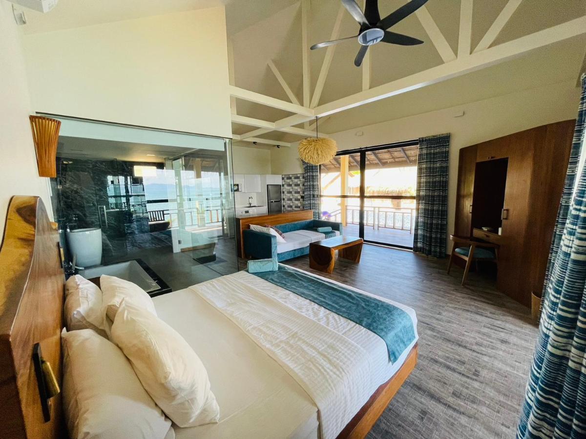 Absolute Beachfront Villas Baan Tai Exterior photo