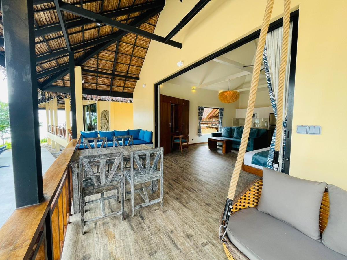 Absolute Beachfront Villas Baan Tai Exterior photo