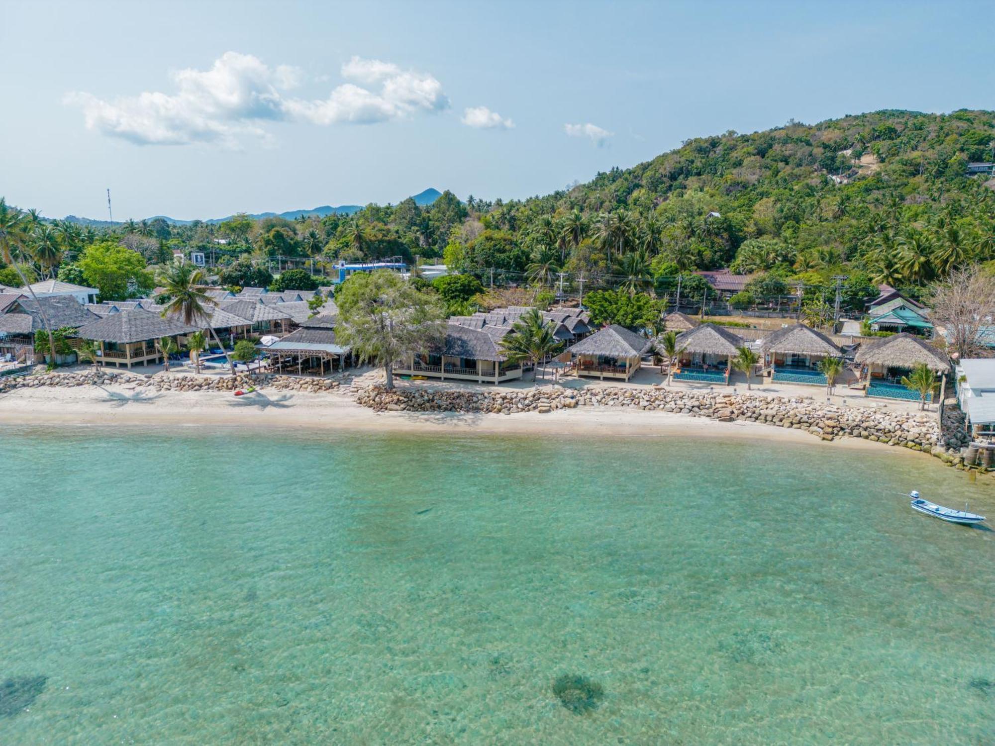 Absolute Beachfront Villas Baan Tai Exterior photo